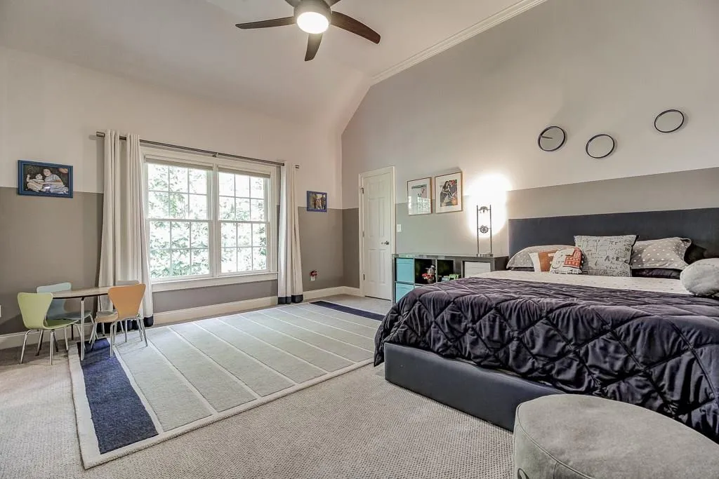 67 W Belle Isle Road, Sandy Springs, Georgia 30342, 4 Bedrooms Bedrooms, ,4 BathroomsBathrooms,Residential,Sold,67 W Belle Isle Road,5684765