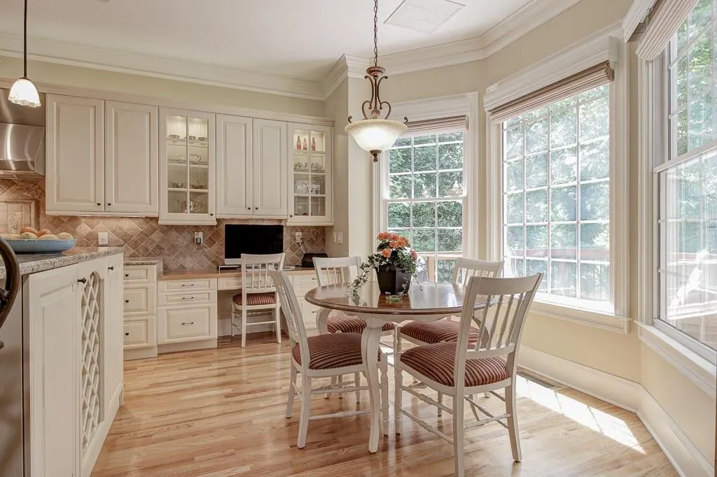 67 W Belle Isle Road, Sandy Springs, Georgia 30342, 4 Bedrooms Bedrooms, ,4 BathroomsBathrooms,Residential,Sold,67 W Belle Isle Road,5684765