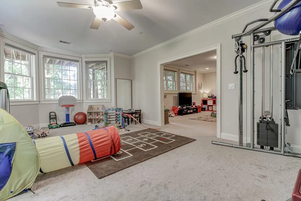67 W Belle Isle Road, Sandy Springs, Georgia 30342, 4 Bedrooms Bedrooms, ,4 BathroomsBathrooms,Residential,Sold,67 W Belle Isle Road,5684765