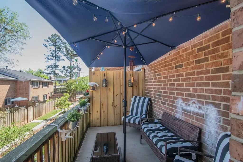 6520 Roswell Road Ne Unit 76, Atlanta, Georgia 30328, 3 Bedrooms Bedrooms, ,2 BathroomsBathrooms,Residential,Sold,6520 Roswell Road Ne Unit 76,6868190