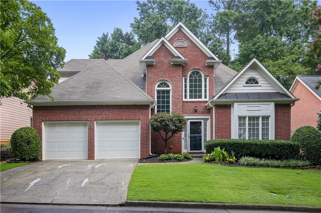 975 Lancaster Walk, Atlanta, Georgia 30328, 4 Bedrooms Bedrooms, ,2 BathroomsBathrooms,Residential,Sold,975 Lancaster Walk,7429330