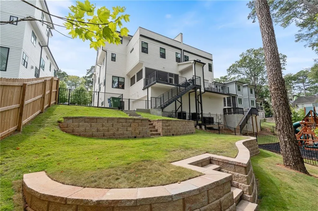 664 B Timm Valley Road Ne, Atlanta, Georgia 30305, 6 Bedrooms Bedrooms, ,6 BathroomsBathrooms,Residential,For Sale,664 B Timm Valley Road Ne,7654356