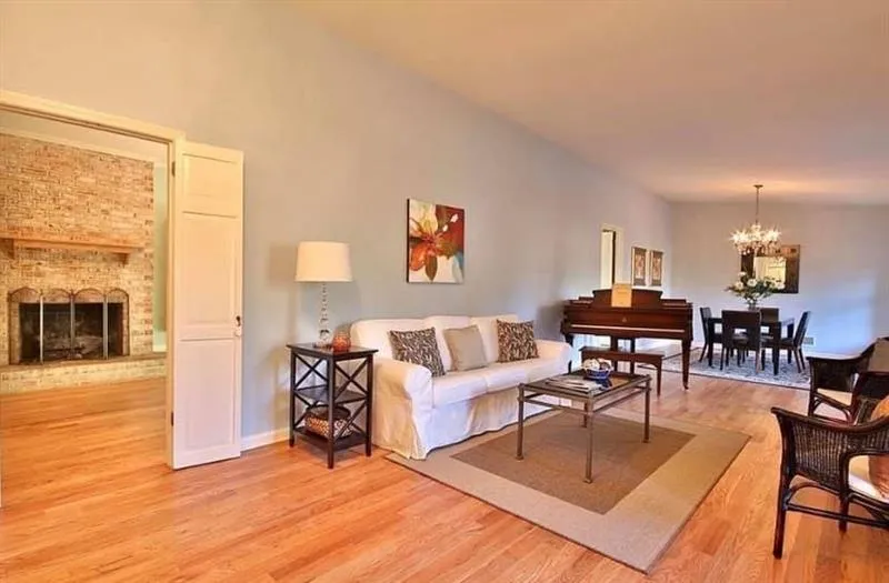 770 Crest Valley Drive, Sandy Springs, Georgia 30327, 5 Bedrooms Bedrooms, ,3 BathroomsBathrooms,Residential,Sold,770 Crest Valley Drive,6618983