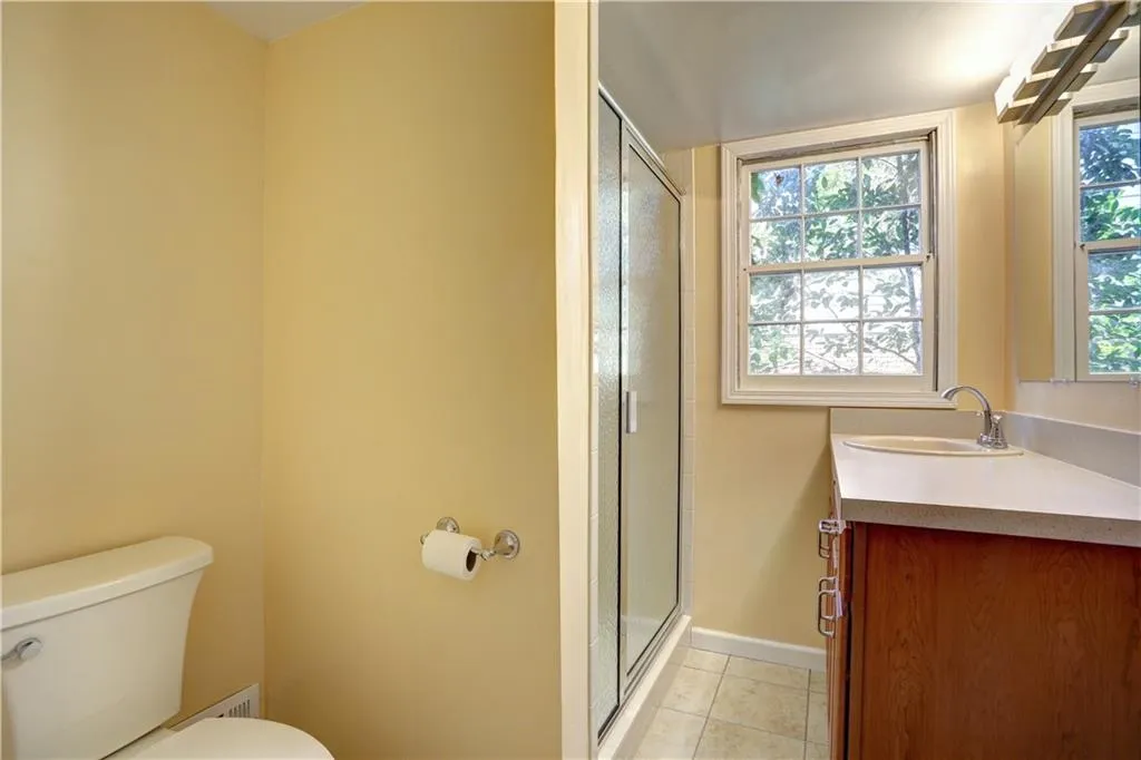 530 Dogwood Valley Drive, Sandy Springs, Georgia 30342, 5 Bedrooms Bedrooms, ,4 BathroomsBathrooms,Residential,Sold,530 Dogwood Valley Drive,6684325