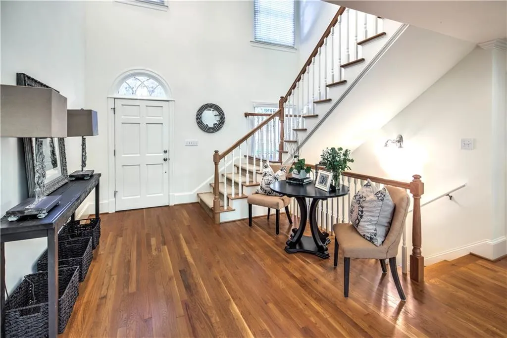 1135 Peachtree Battle Avenue Nw, Atlanta, Georgia 30327, 5 Bedrooms Bedrooms, ,6 BathroomsBathrooms,Residential,Sold,1135 Peachtree Battle Avenue Nw,5945860