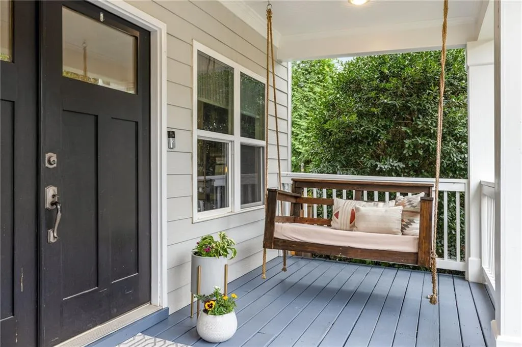 1721 Marietta Road Nw, Atlanta, Georgia 30318, 2 Bedrooms Bedrooms, ,2 BathroomsBathrooms,Residential,For Sale,1721 Marietta Road Nw,7672663