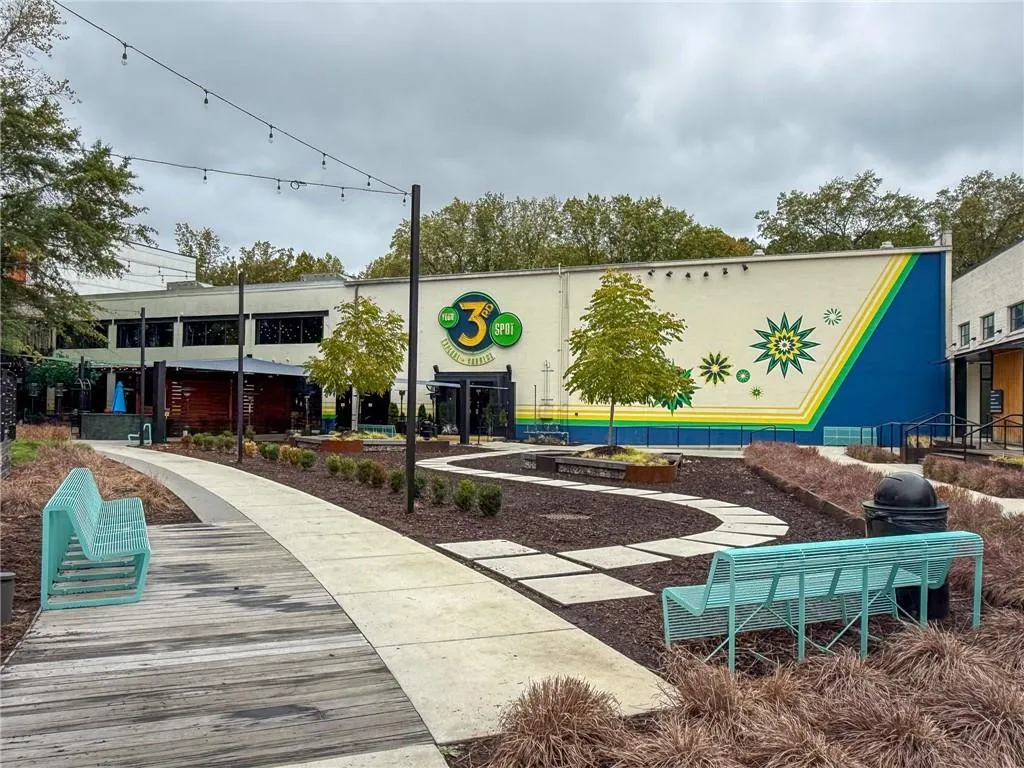 1721 Marietta Road Nw, Atlanta, Georgia 30318, 2 Bedrooms Bedrooms, ,2 BathroomsBathrooms,Residential,For Sale,1721 Marietta Road Nw,7672663