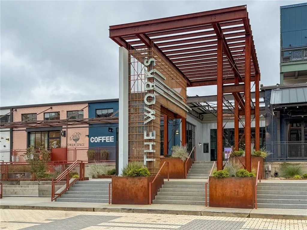 1721 Marietta Road Nw, Atlanta, Georgia 30318, 2 Bedrooms Bedrooms, ,2 BathroomsBathrooms,Residential,For Sale,1721 Marietta Road Nw,7672663