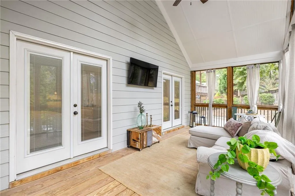 1721 Marietta Road Nw, Atlanta, Georgia 30318, 2 Bedrooms Bedrooms, ,2 BathroomsBathrooms,Residential,For Sale,1721 Marietta Road Nw,7672663