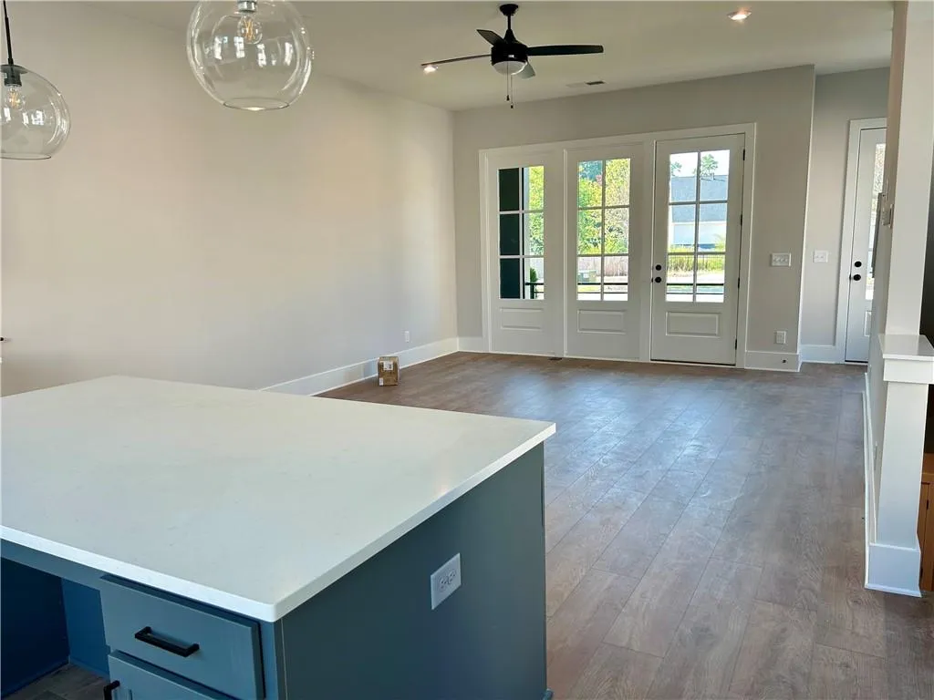 1340 Grannysmith Trace Unit 39, Brookhaven, Georgia 30319, 2 Bedrooms Bedrooms, ,3 BathroomsBathrooms,Residential,For Sale,1340 Grannysmith Trace Unit 39,7646358