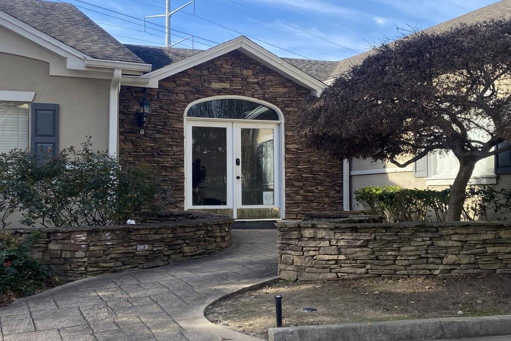 1213 Wingate Way, Sandy Springs, Georgia 30350, 1 Bedroom Bedrooms, ,1 BathroomBathrooms,Residential,Sold,1213 Wingate Way,7322173 1213 Wingate Way, Sandy Springs, Georgia 30350, 1 Bedroom Bedrooms, ,1 BathroomBathrooms,Residential,Sold,1213 Wingate Way,7322173