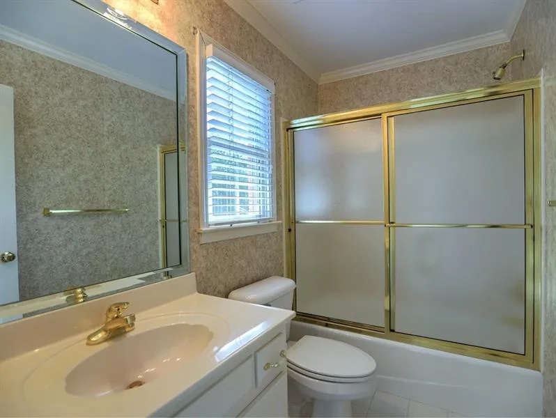7900 Nesbit Downs Drive, Sandy Springs, Georgia 30350, 4 Bedrooms Bedrooms, ,3 BathroomsBathrooms,Residential,Sold,7900 Nesbit Downs Drive,6647741