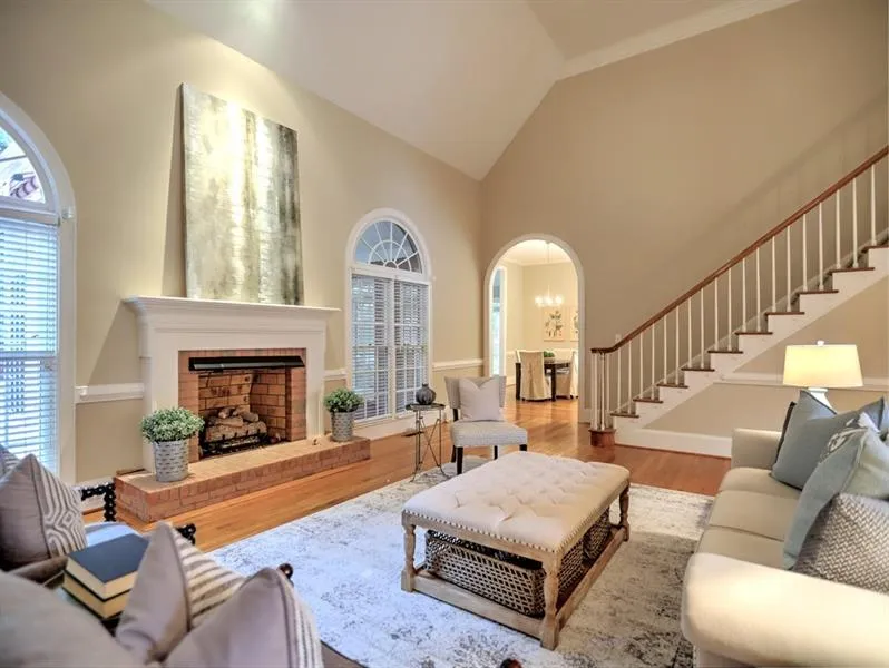 7900 Nesbit Downs Drive, Sandy Springs, Georgia 30350, 4 Bedrooms Bedrooms, ,3 BathroomsBathrooms,Residential,Sold,7900 Nesbit Downs Drive,6647741