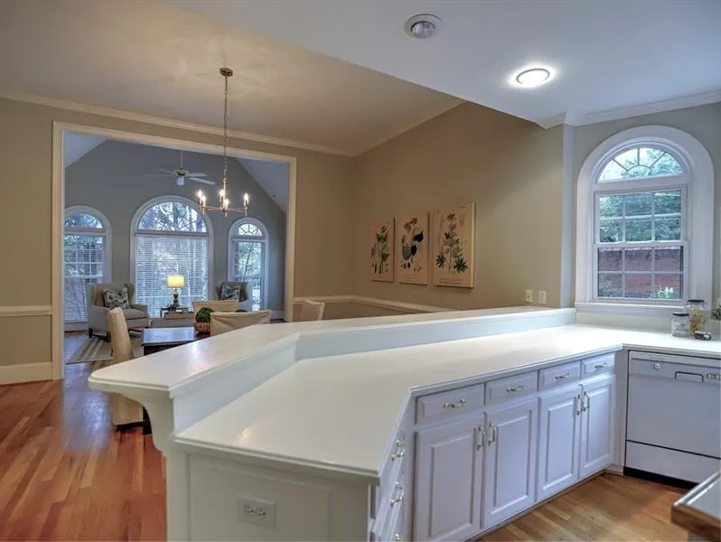 7900 Nesbit Downs Drive, Sandy Springs, Georgia 30350, 4 Bedrooms Bedrooms, ,3 BathroomsBathrooms,Residential,Sold,7900 Nesbit Downs Drive,6647741
