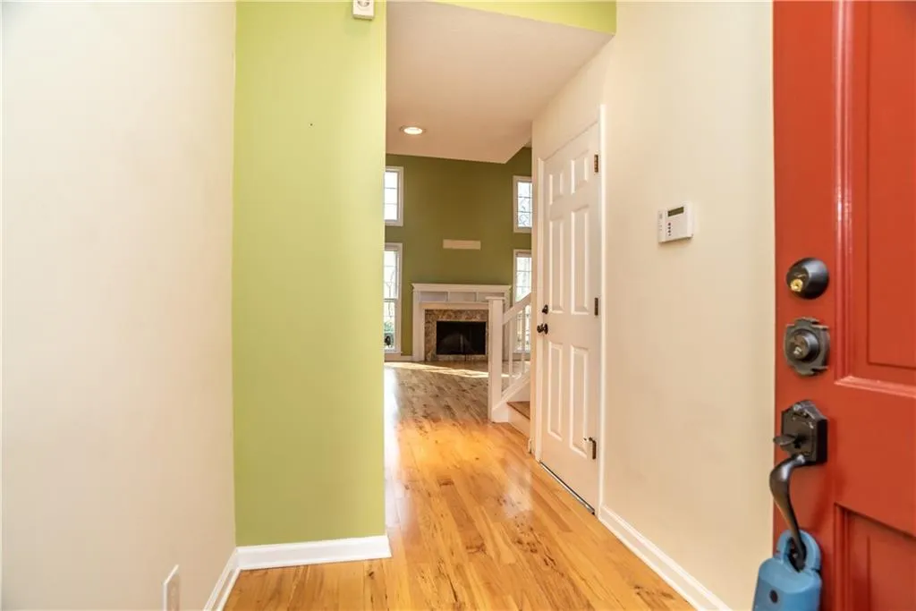 404 Brandywine Circle, Atlanta, Georgia 30350, 3 Bedrooms Bedrooms, ,2 BathroomsBathrooms,Residential,Sold,404 Brandywine Circle,6501740