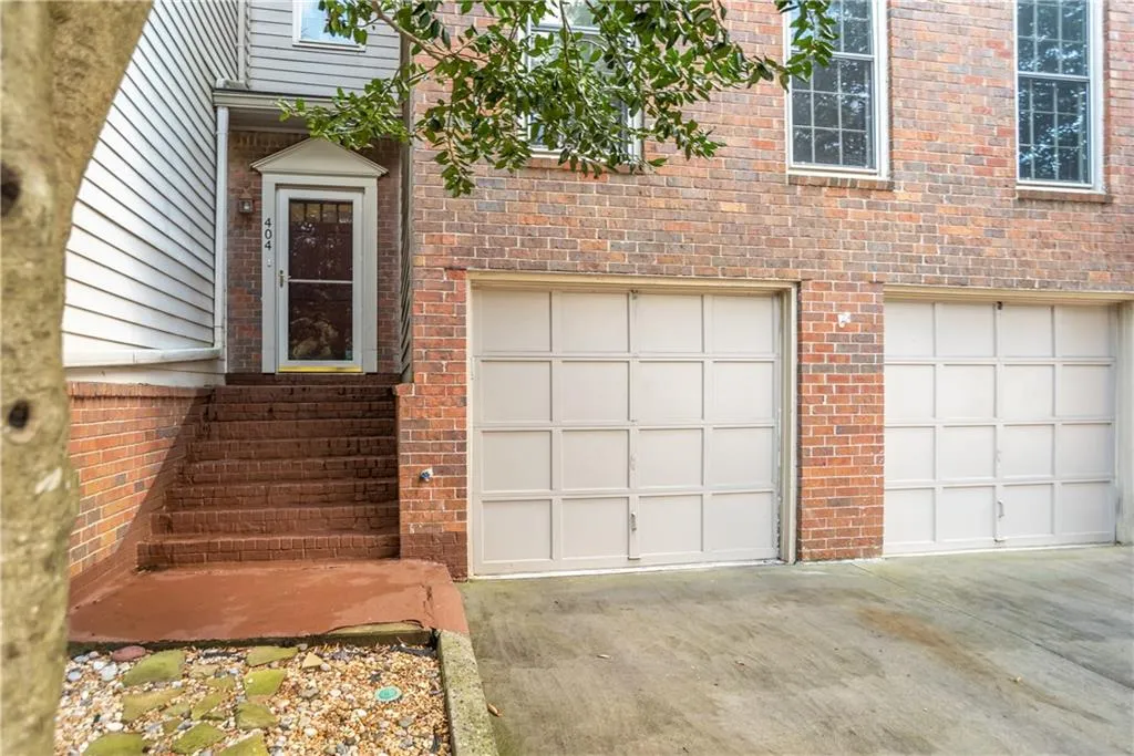 404 Brandywine Circle, Atlanta, Georgia 30350, 3 Bedrooms Bedrooms, ,2 BathroomsBathrooms,Residential,Sold,404 Brandywine Circle,6501740