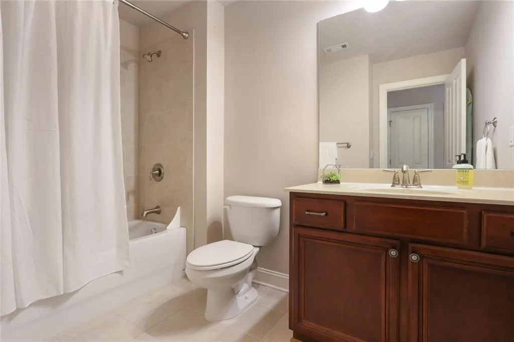 7780 Glisten Avenue, Sandy Springs, Georgia 30328, 3 Bedrooms Bedrooms, ,2 BathroomsBathrooms,Residential,Sold,7780 Glisten Avenue,6505127
