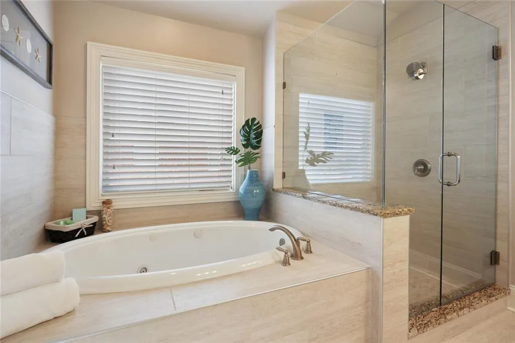 7780 Glisten Avenue, Sandy Springs, Georgia 30328, 3 Bedrooms Bedrooms, ,2 BathroomsBathrooms,Residential,Sold,7780 Glisten Avenue,6505127