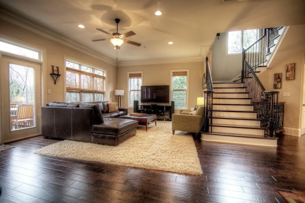 923 Boudreau Court, Sandy Springs, Georgia 30328, 3 Bedrooms Bedrooms, ,3 BathroomsBathrooms,Residential,Sold,923 Boudreau Court,5594927