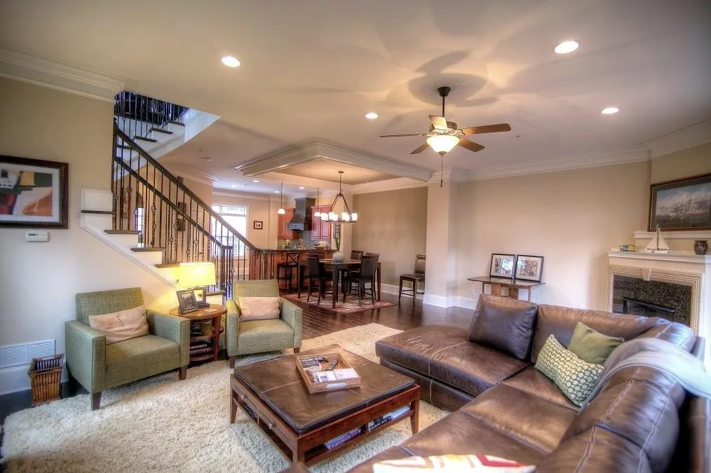 923 Boudreau Court, Sandy Springs, Georgia 30328, 3 Bedrooms Bedrooms, ,3 BathroomsBathrooms,Residential,Sold,923 Boudreau Court,5594927