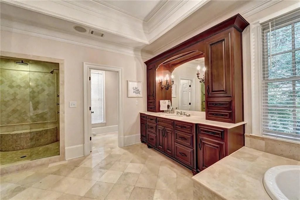 3225 Jett Ferry Court, Sandy Springs, Georgia 30350, 7 Bedrooms Bedrooms, ,5 BathroomsBathrooms,Residential,Sold,3225 Jett Ferry Court,6954949
