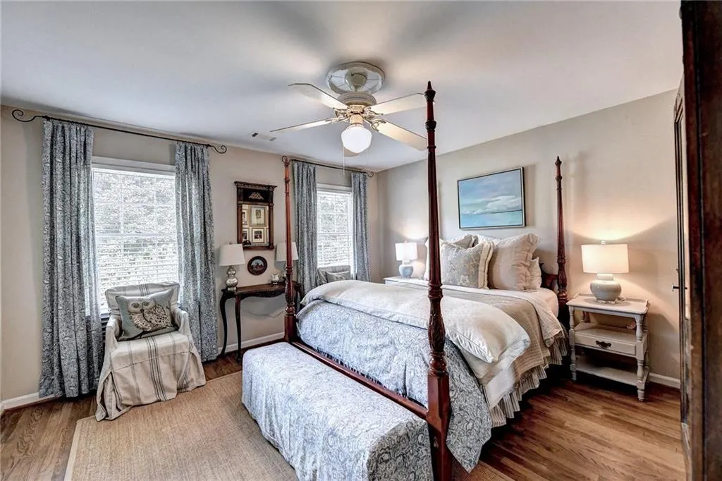 3225 Jett Ferry Court, Sandy Springs, Georgia 30350, 7 Bedrooms Bedrooms, ,5 BathroomsBathrooms,Residential,Sold,3225 Jett Ferry Court,6954949