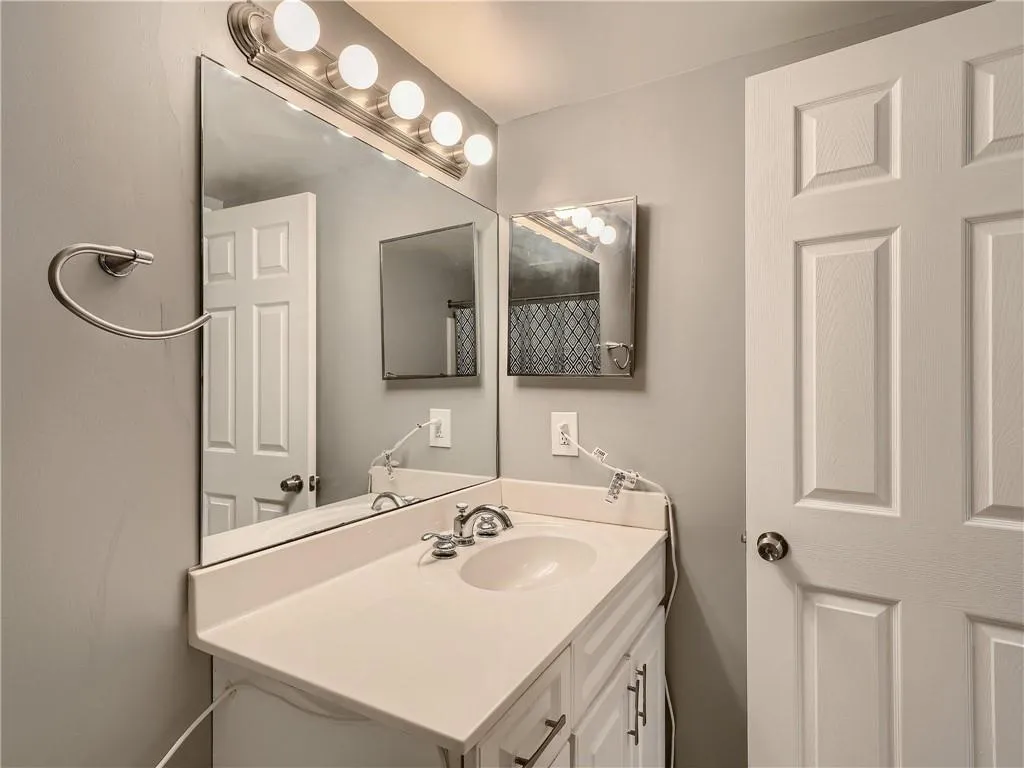 795 Hammond Drive Unit 1710, Sandy Springs, Georgia 30328, 1 Bedroom Bedrooms, ,1 BathroomBathrooms,Residential,Sold,795 Hammond Drive Unit 1710,7223040