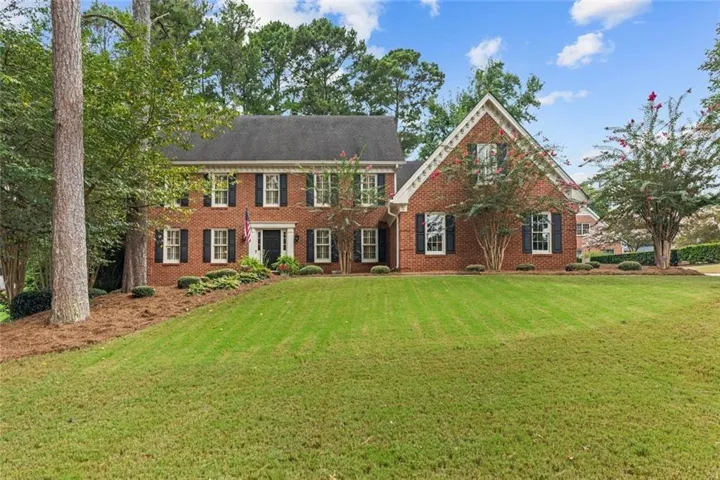 877 Guinevere Way Sw, Lilburn, Georgia 30047