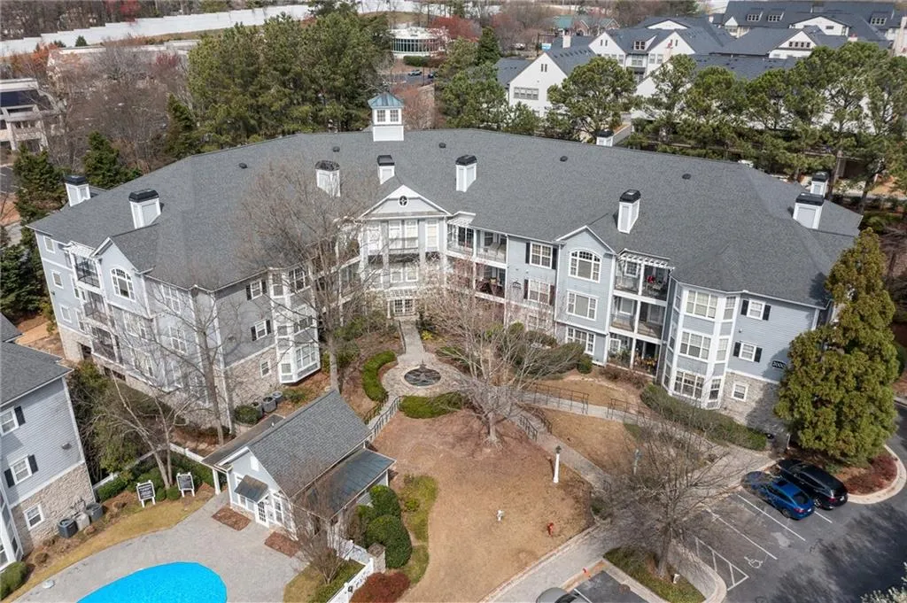 4100 Paces Walk Se Unit 2205, Atlanta, Georgia 30339, 3 Bedrooms Bedrooms, ,2 BathroomsBathrooms,Residential,For Sale,4100 Paces Walk Se Unit 2205,7543323