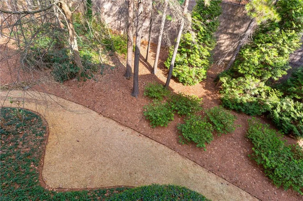 4100 Paces Walk Se Unit 2205, Atlanta, Georgia 30339, 3 Bedrooms Bedrooms, ,2 BathroomsBathrooms,Residential,For Sale,4100 Paces Walk Se Unit 2205,7543323