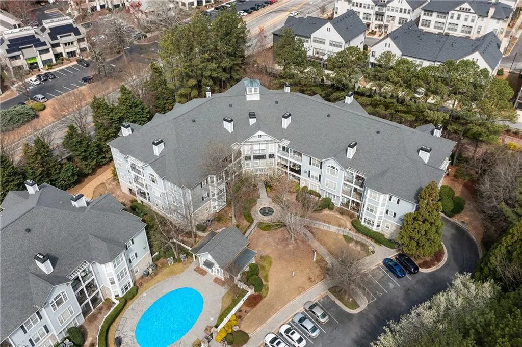 4100 Paces Walk Se Unit 2205, Atlanta, Georgia 30339, 3 Bedrooms Bedrooms, ,2 BathroomsBathrooms,Residential,For Sale,4100 Paces Walk Se Unit 2205,7543323