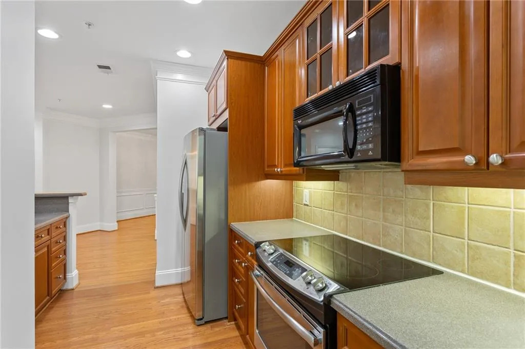 4100 Paces Walk Se Unit 2205, Atlanta, Georgia 30339, 3 Bedrooms Bedrooms, ,2 BathroomsBathrooms,Residential,For Sale,4100 Paces Walk Se Unit 2205,7543323
