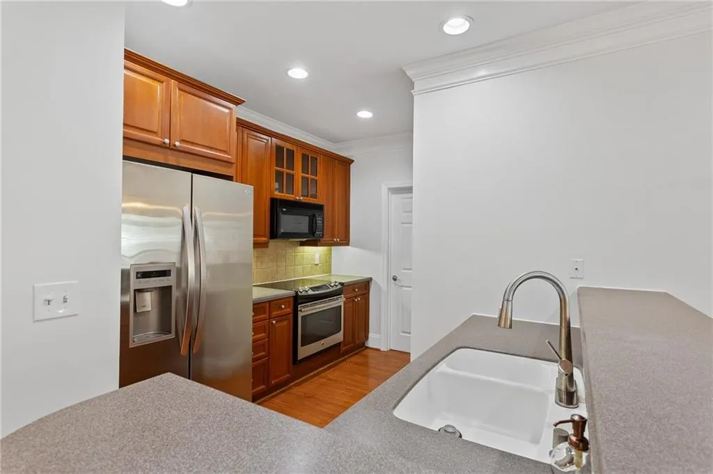 4100 Paces Walk Se Unit 2205, Atlanta, Georgia 30339, 3 Bedrooms Bedrooms, ,2 BathroomsBathrooms,Residential,For Sale,4100 Paces Walk Se Unit 2205,7543323
