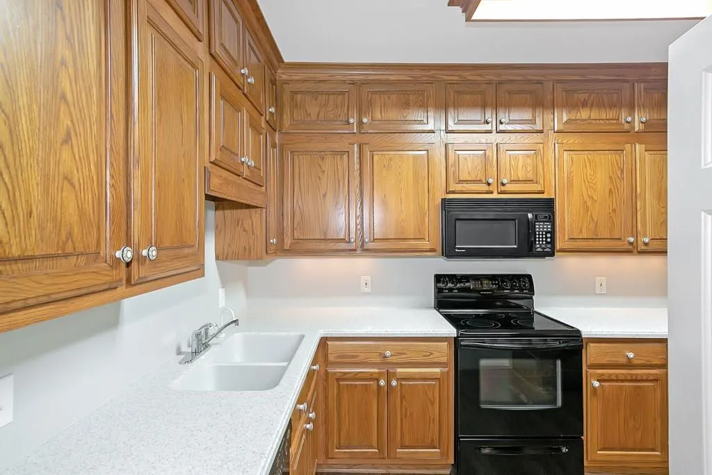 5996 Mitchell Road Unit 14, Sandy Springs, Georgia 30328, 3 Bedrooms Bedrooms, ,3 BathroomsBathrooms,Residential,Sold,5996 Mitchell Road Unit 14,6717545