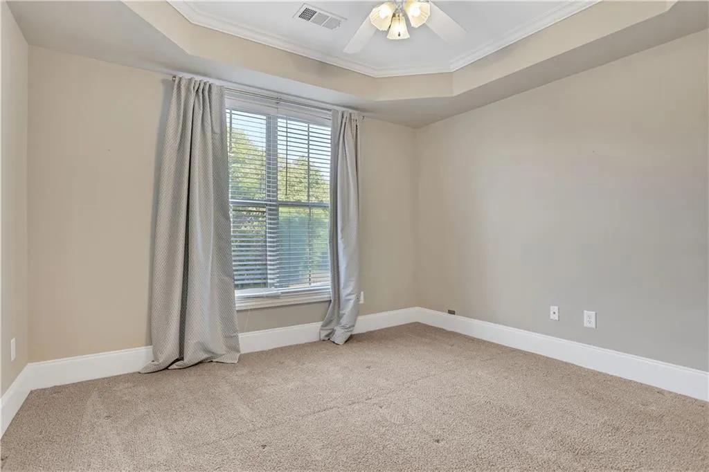 191 Le Gran Court, Sandy Springs, Georgia 30328, 2 Bedrooms Bedrooms, ,2 BathroomsBathrooms,Residential,Sold,191 Le Gran Court,6943609