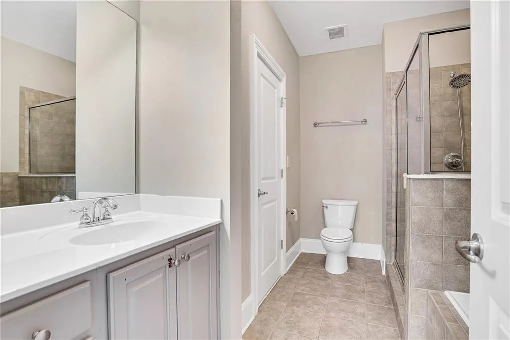 191 Le Gran Court, Sandy Springs, Georgia 30328, 2 Bedrooms Bedrooms, ,2 BathroomsBathrooms,Residential,Sold,191 Le Gran Court,6943609