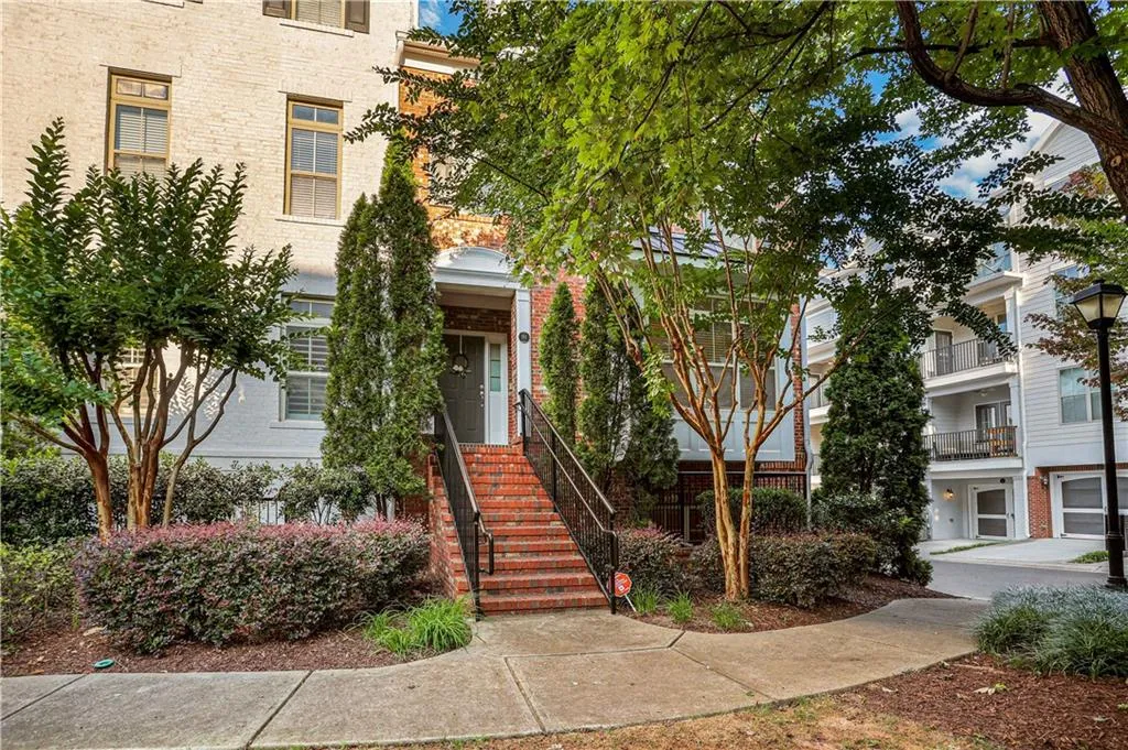 191 Le Gran Court, Sandy Springs, Georgia 30328, 2 Bedrooms Bedrooms, ,2 BathroomsBathrooms,Residential,Sold,191 Le Gran Court,6943609
