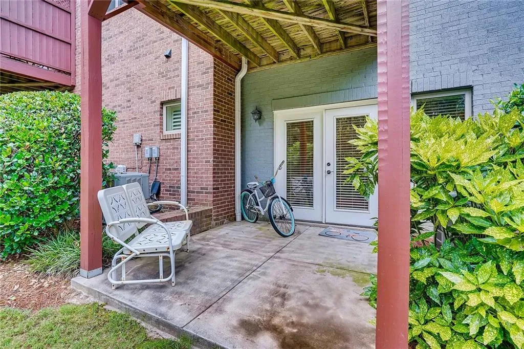 904 Dumaine Trace, Atlanta, Georgia 30328, 3 Bedrooms Bedrooms, ,3 BathroomsBathrooms,Residential,Sold,904 Dumaine Trace,6895888