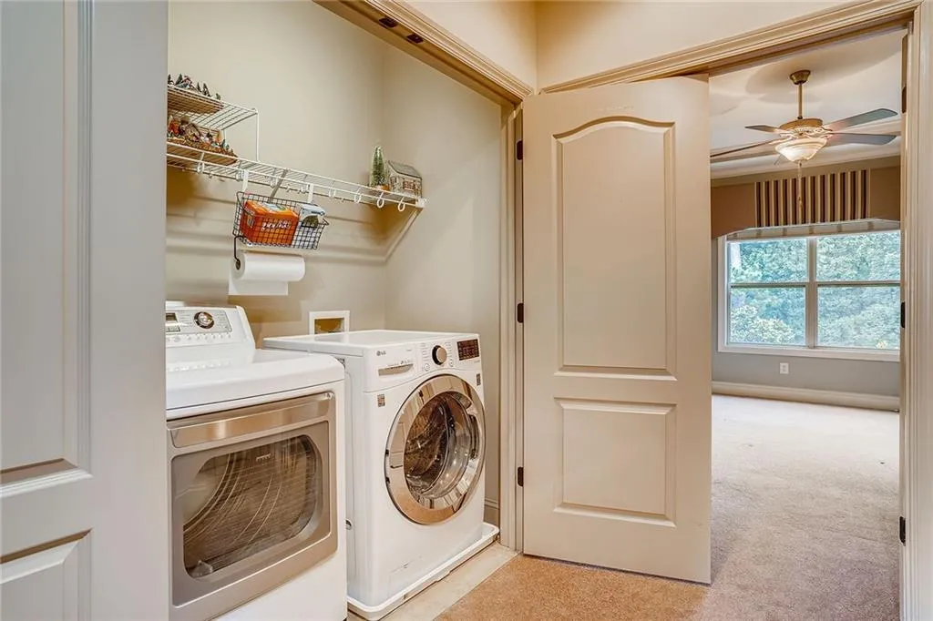 904 Dumaine Trace, Atlanta, Georgia 30328, 3 Bedrooms Bedrooms, ,3 BathroomsBathrooms,Residential,Sold,904 Dumaine Trace,6895888