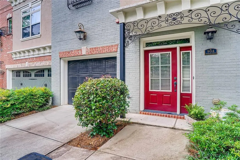 904 Dumaine Trace, Atlanta, Georgia 30328, 3 Bedrooms Bedrooms, ,3 BathroomsBathrooms,Residential,Sold,904 Dumaine Trace,6895888