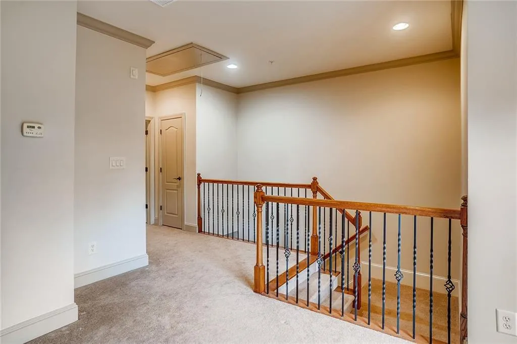 904 Dumaine Trace, Atlanta, Georgia 30328, 3 Bedrooms Bedrooms, ,3 BathroomsBathrooms,Residential,Sold,904 Dumaine Trace,6895888