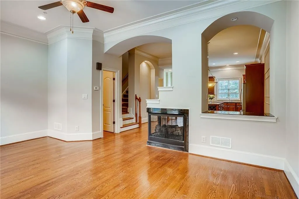 904 Dumaine Trace, Atlanta, Georgia 30328, 3 Bedrooms Bedrooms, ,3 BathroomsBathrooms,Residential,Sold,904 Dumaine Trace,6895888