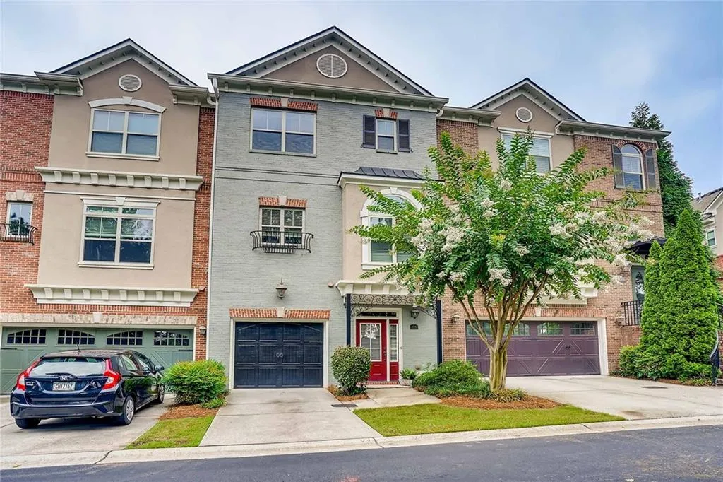 904 Dumaine Trace, Atlanta, Georgia 30328, 3 Bedrooms Bedrooms, ,3 BathroomsBathrooms,Residential,Sold,904 Dumaine Trace,6895888