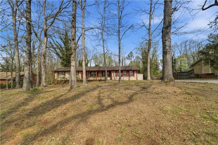 2937 Pebble Lane, Snellville, Georgia 30078