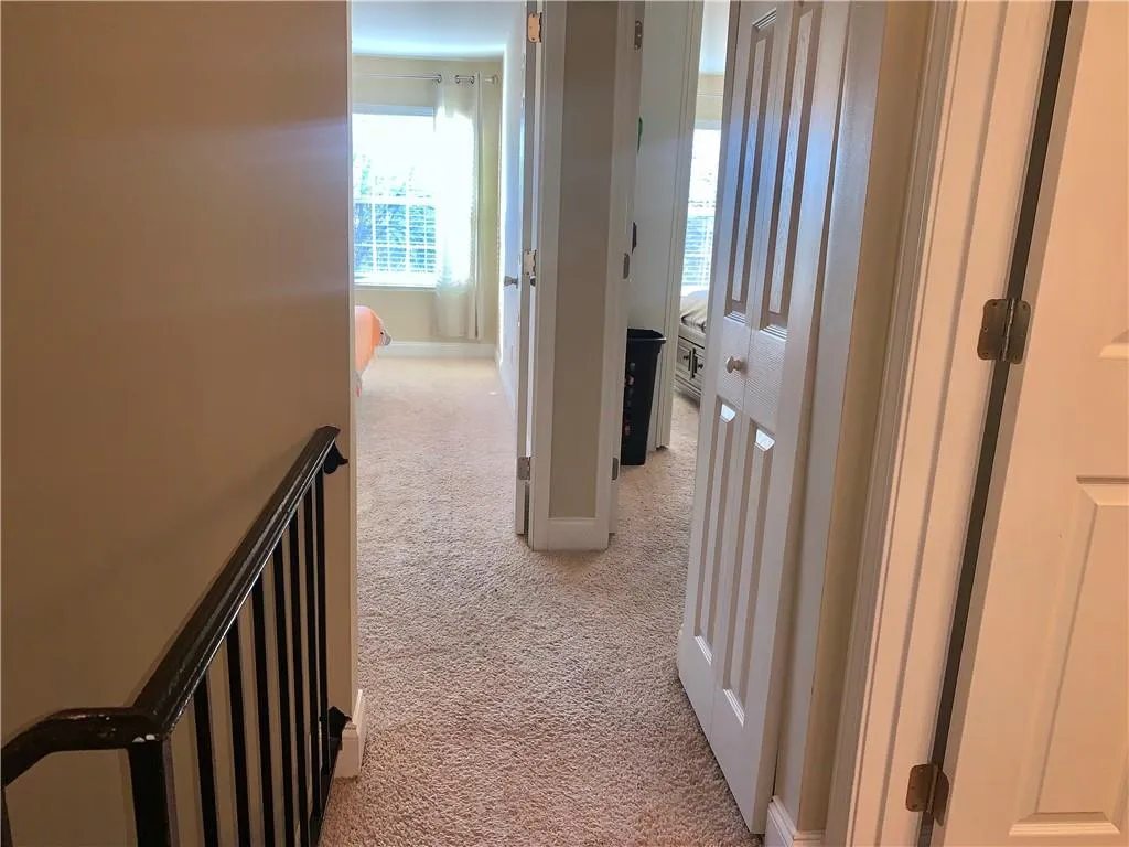 6980 Roswell Road Unit C5, Atlanta, Georgia 30328, 2 Bedrooms Bedrooms, ,2 BathroomsBathrooms,Residential,Sold,6980 Roswell Road Unit C5,6681417