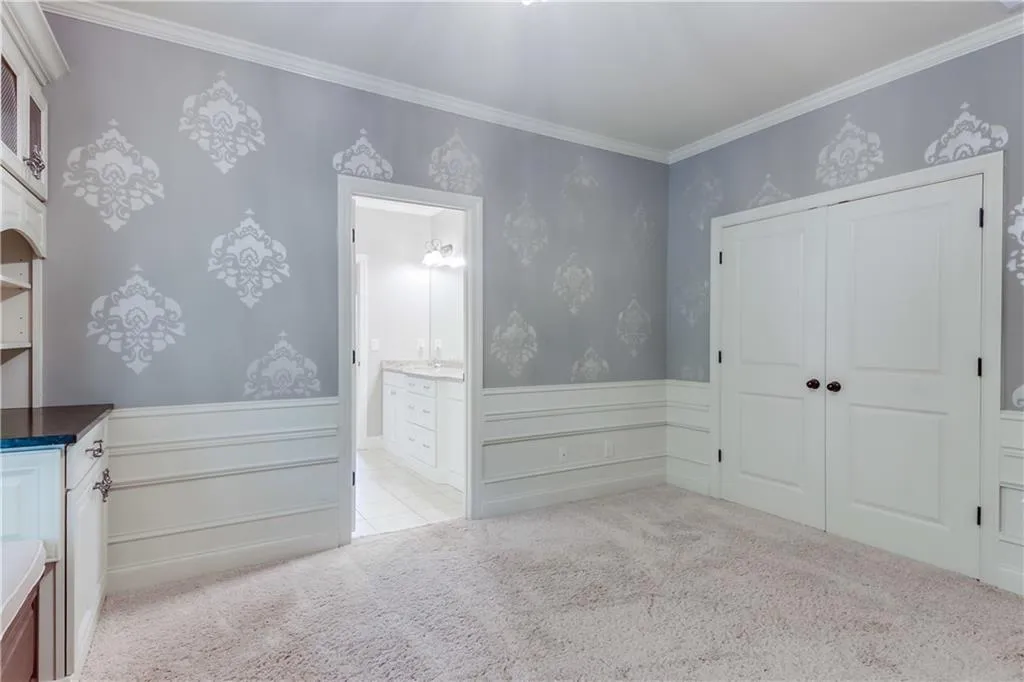 8504 Angels Walk, Sandy Springs, Georgia 30350, 3 Bedrooms Bedrooms, ,2 BathroomsBathrooms,Residential,Sold,8504 Angels Walk,6897072