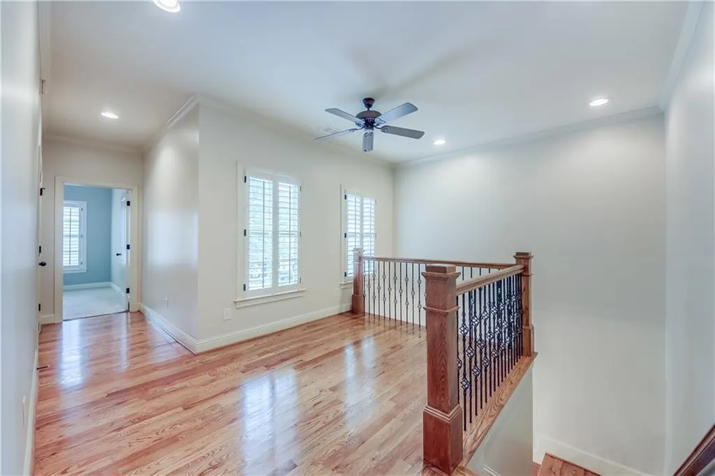 8504 Angels Walk, Sandy Springs, Georgia 30350, 3 Bedrooms Bedrooms, ,2 BathroomsBathrooms,Residential,Sold,8504 Angels Walk,6897072