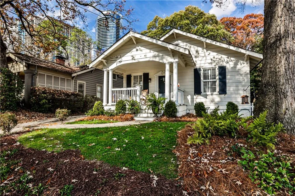 40 Highland Drive Ne, Atlanta, Georgia 30305, 2 Bedrooms Bedrooms, 0 ,2 BathroomsBathrooms,Residential,Sold,40 Highland Drive Ne,7706500