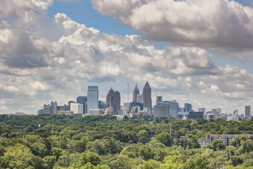 2425 Peachtree Road Ne Unit 1505, Atlanta, Georgia 30305, 3 Bedrooms Bedrooms, ,3 BathroomsBathrooms,Residential,For Sale,2425 Peachtree Road Ne Unit 1505,7605112