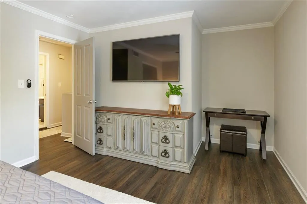 6940 Roswell Road Unit 25a, Atlanta, Georgia 30328, 2 Bedrooms Bedrooms, ,1 BathroomBathrooms,Residential,Sold,6940 Roswell Road Unit 25a,7255898